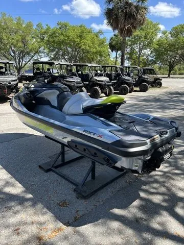 Slide: The Image of Sea-Doo RXT-X 2026 - 5