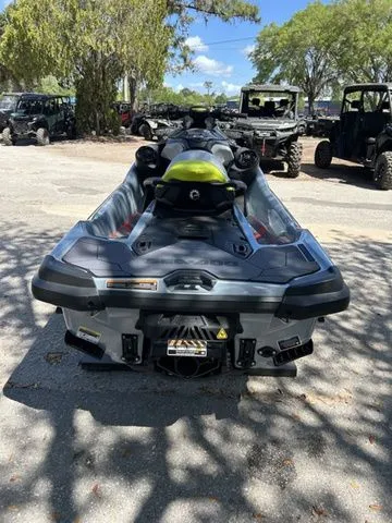 Slide: The Image of Sea-Doo RXT-X 2026 - 6