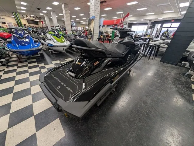 Slide: The Image of Yamaha FX Limited SVHO 2026 - 8