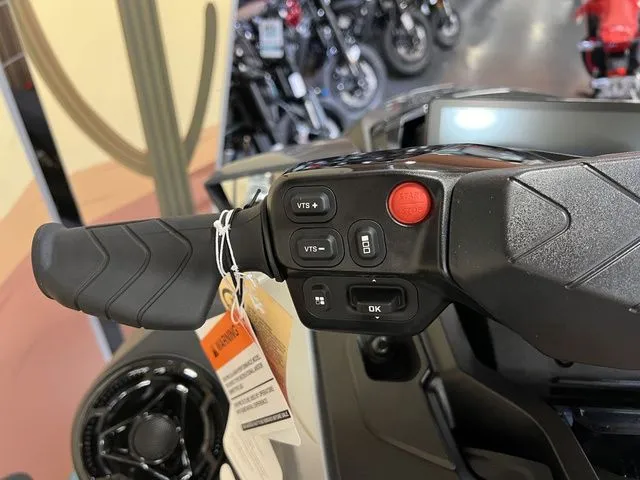 Slide: The Image of Sea-Doo GTX 2025 - 7