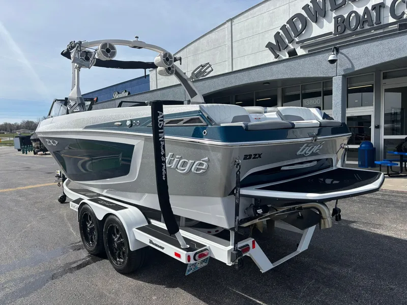 Slide: The Image of Tigé 23ZX 2020 - 28