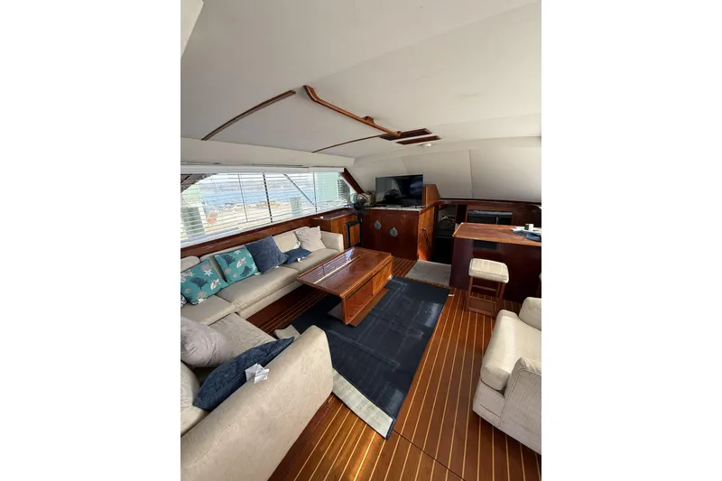 Slide: The Image of Ocean 44 Salon - 10