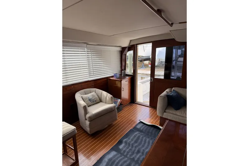 Slide: The Image of Ocean 44 Salon - 12