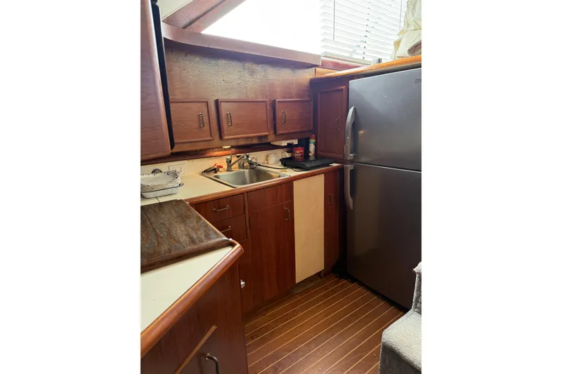 Slide: The Image of Ocean 44 Galley - 20