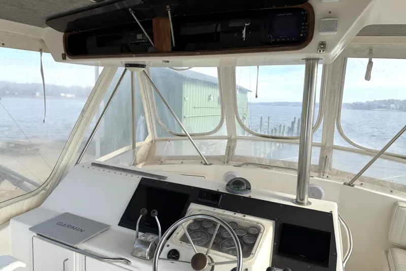 Slide: The Image of Ocean 44 Helm and Radio Box - 8