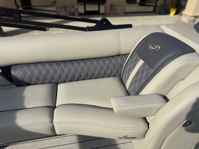 Slide: The Image of Barletta L25UC 2023 - 23