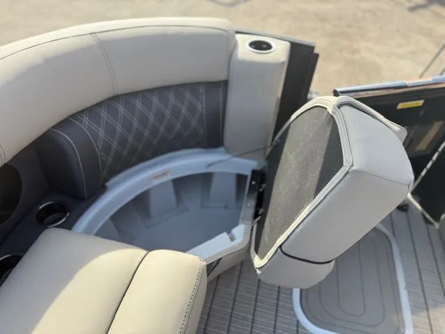 Slide: The Image of Barletta L25UC 2023 - 25