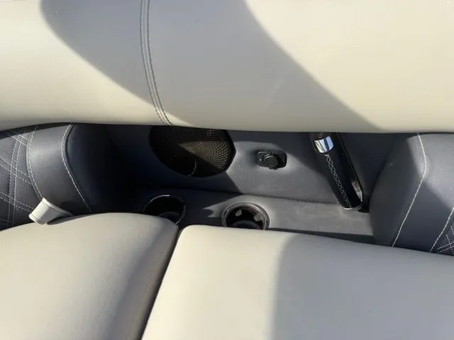 Slide: The Image of Barletta L25UC 2023 - 27