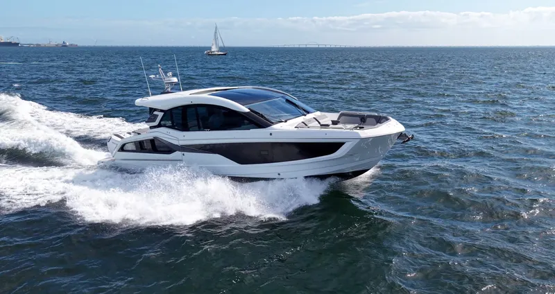 Slide: The Image of Galeon 435 GTO 2026 - 21