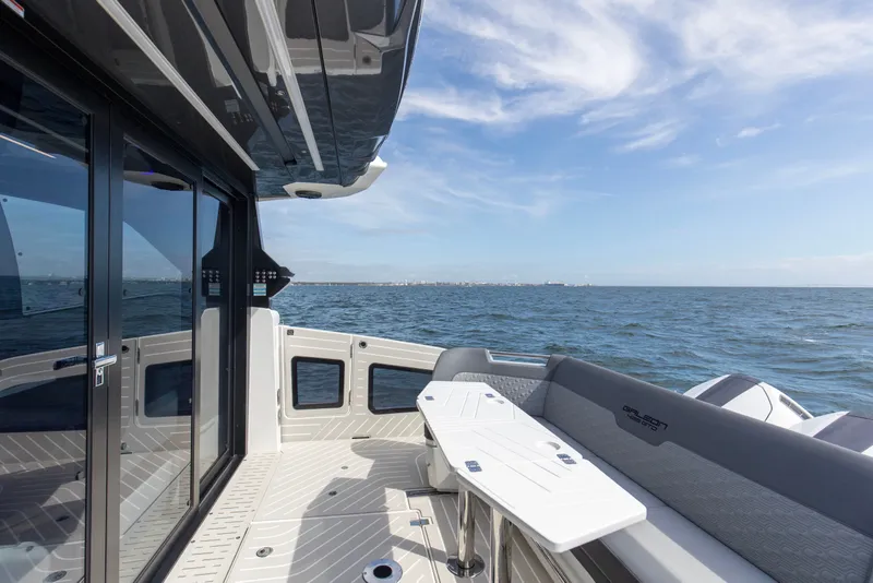 Slide: The Image of Galeon 435 GTO 2026 - 31