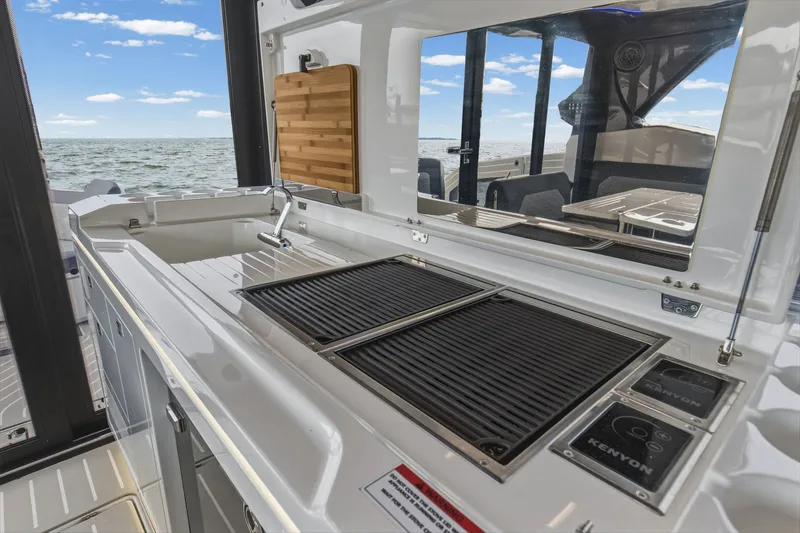 Slide: The Image of Galeon 435 GTO 2026 - 47