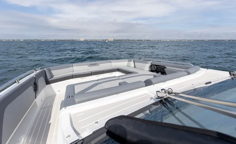 Slide: The Image of Galeon 435 GTO 2026 - 74