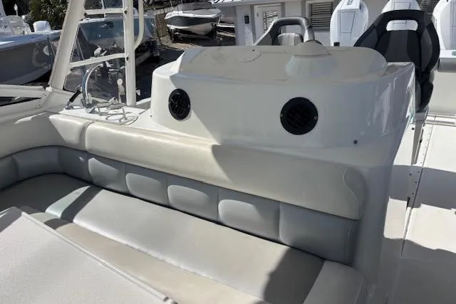 Slide: The Image of 2008 Everglades 350LX boat interior with seating and control panel. - 22