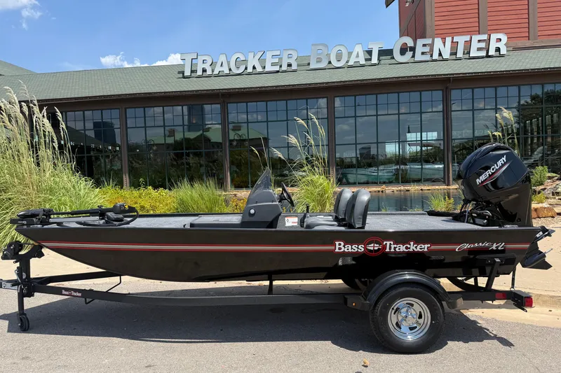 The Image of 2026 Tracker Bass Tracker Classic XL boat at Tracker Boat Center. - 0