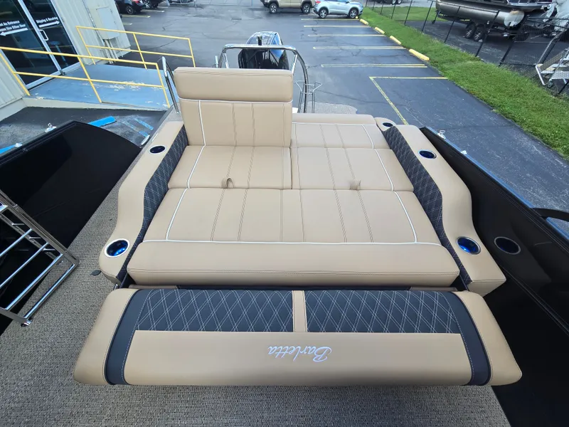 Slide: The Image of 2026 BARLETTA L23UC - Image 12 - 12