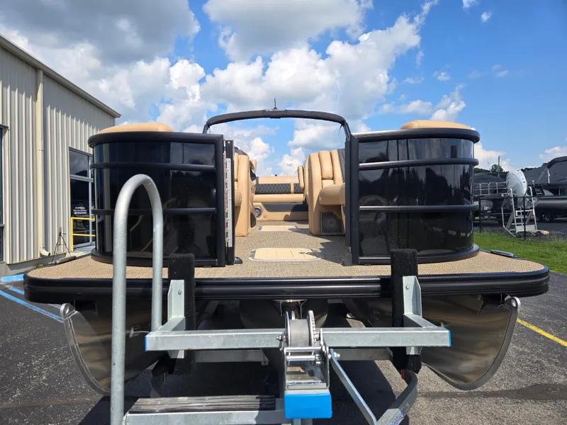 Slide: The Image of 2026 BARLETTA L23UC - Image 3 - 3