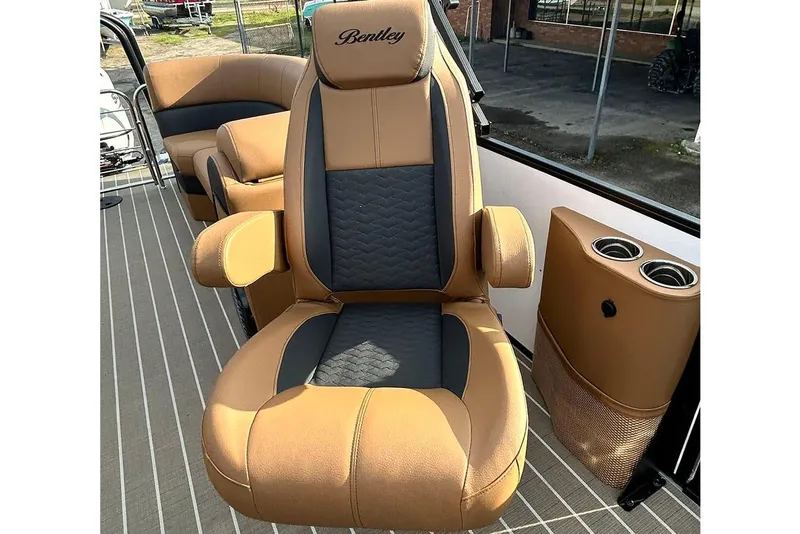 Slide: The Image of Luxurious seating in the 2026 Bentley Pontoons Elite 223 Admiral boat. - 11