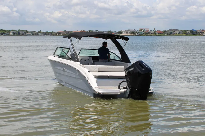 Slide: The Image of Sea Ray SDX 270 Outboard 2026 - 11