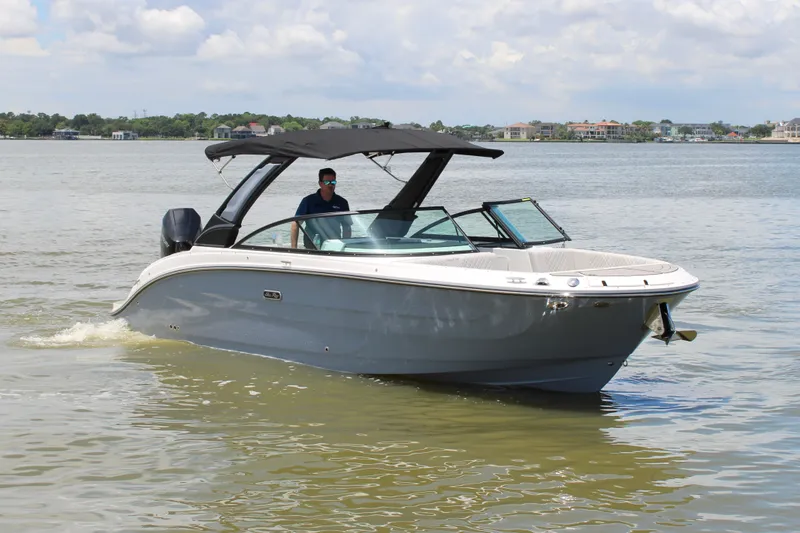Slide: The Image of Sea Ray SDX 270 Outboard 2026 - 5
