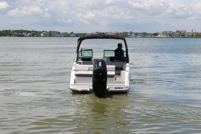 Slide: The Image of Sea Ray SDX 270 Outboard 2026 - 10