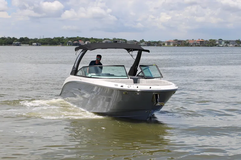 Slide: The Image of Sea Ray SDX 270 Outboard 2026 - 4