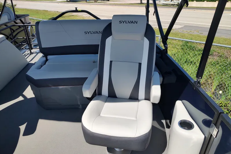 Slide: The Image of Interior of 2026 Sylvan MIRAGE X1 CLZ DH boat with stylish seating. - 13