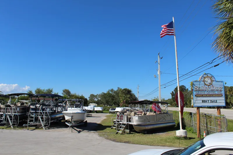 Slide: The Image of Boats at Salty Dog featuring Sylvan MIRAGE X1 CLZ DH 2026. - 20