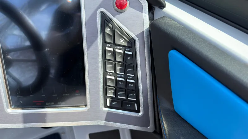 Slide: The Image of Control panel of MasterCraft XT24 boat, year 2022. - 29