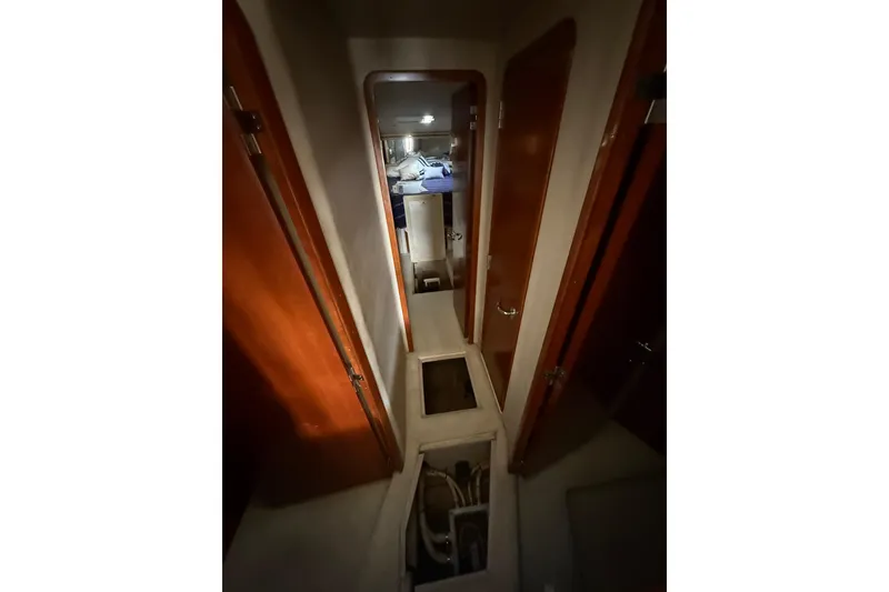 Slide: The Image of Hallway - 21