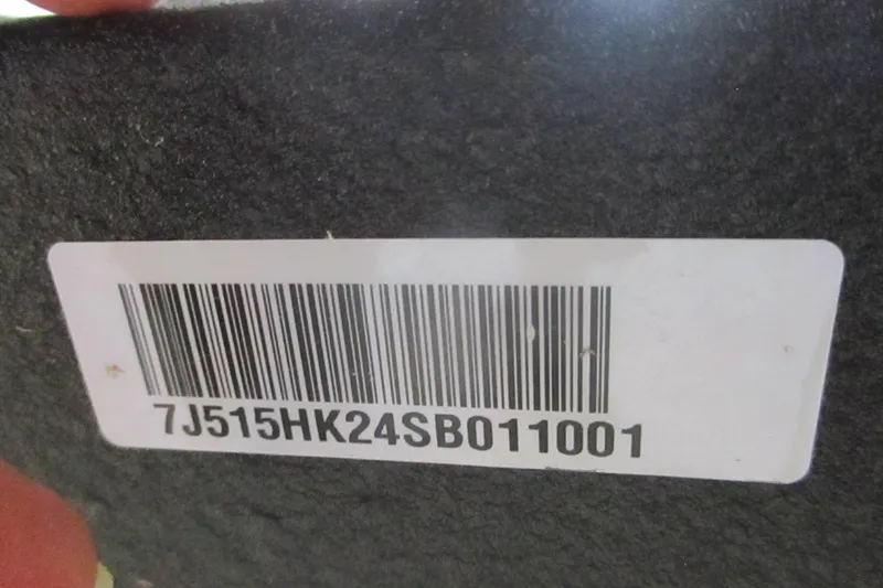 Slide: The Image of Barcode label on 2025 Tahoe 210 S, displaying serial number 7J515HK24SB011001. - 10