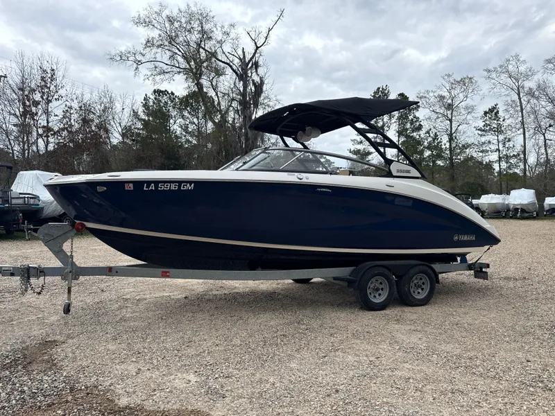 Slide: The Image of Yamaha 252SE 2021 - 1