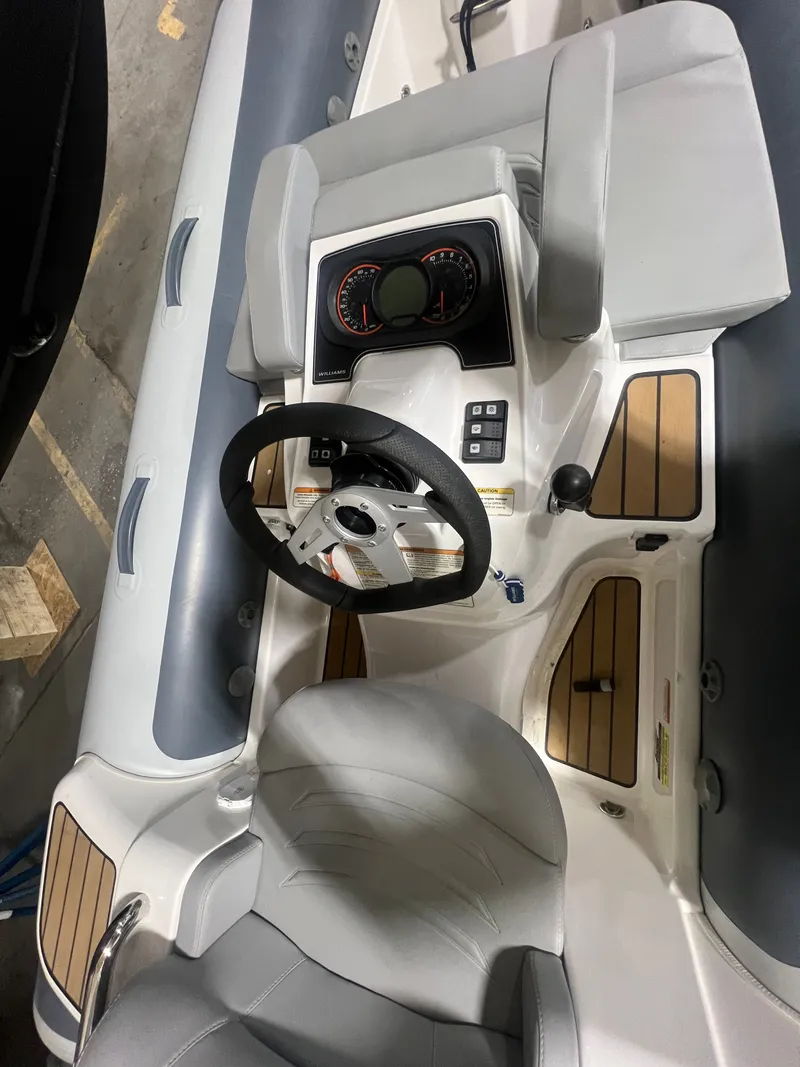 Slide: The Image of Williams 285 2023 - 6