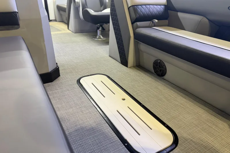 Slide: The Image of 2026 Veranda VS 22 RC interior with luxurious seating and carpeted flooring. - 6