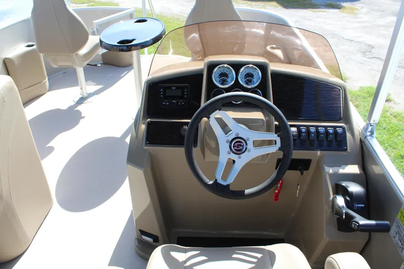 Slide: The Image of Sylvan MIRAGE 820 PARTY FISH 4.0 - 2