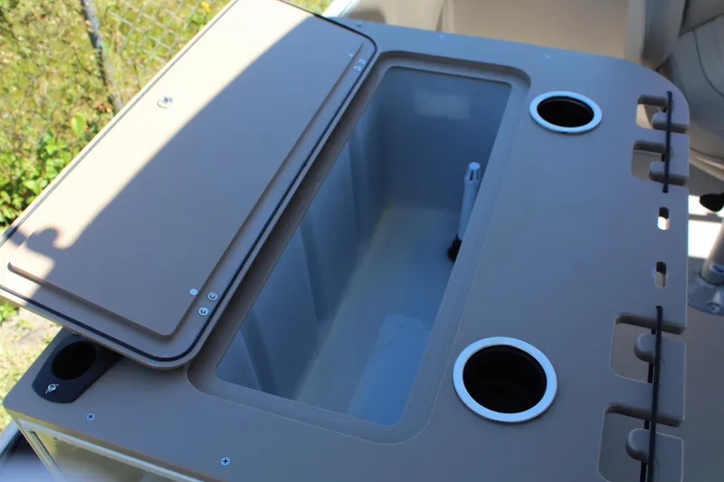 Slide: The Image of Sylvan MIRAGE 820 PARTY FISH 4.0 - 7