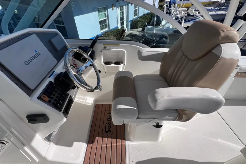 Slide: The Image of 2017 World Cat Glacier Bay Edition 2740 Dual Console helm with Garmin navigation system. - 26