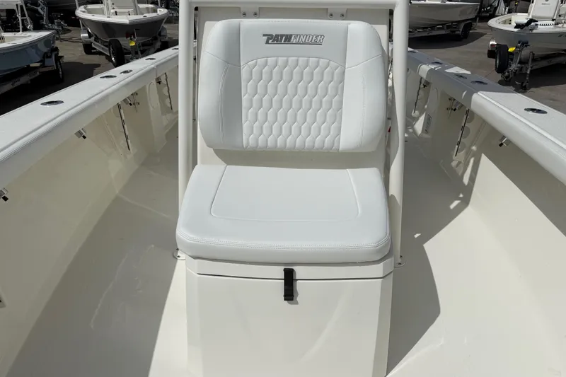 Slide: The Image of 2026 Pathfinder 2700 Open boat seat with white upholstery and logo detail. - 15