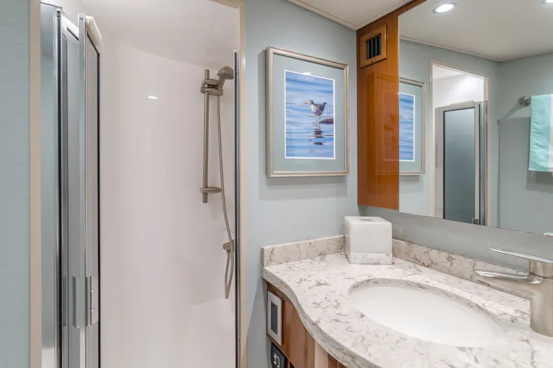 Slide: The Image of Viking Convertible 2017 - 32