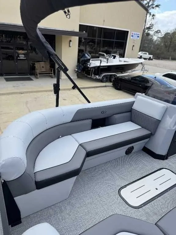 Slide: The Image of Veranda VS 22RC 2026 - 7