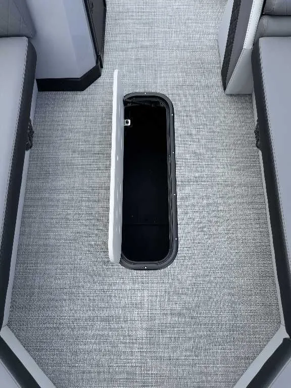 Slide: The Image of Veranda VS 22RC 2026 - 9