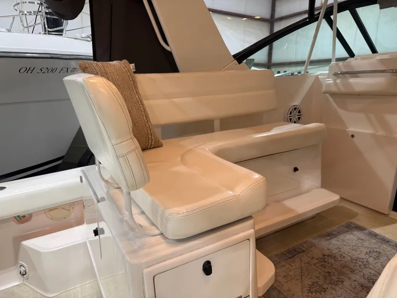 Slide: The Image of Tiara 3500 Open 2000 - 15