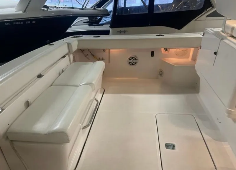 Slide: The Image of Tiara 3500 Open 2000 - 2