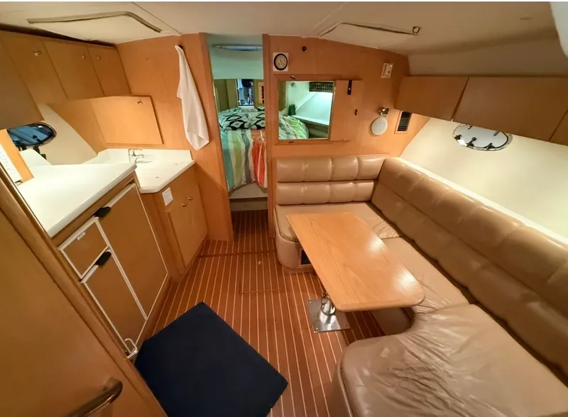 Slide: The Image of Tiara 3500 Open 2000 - 22