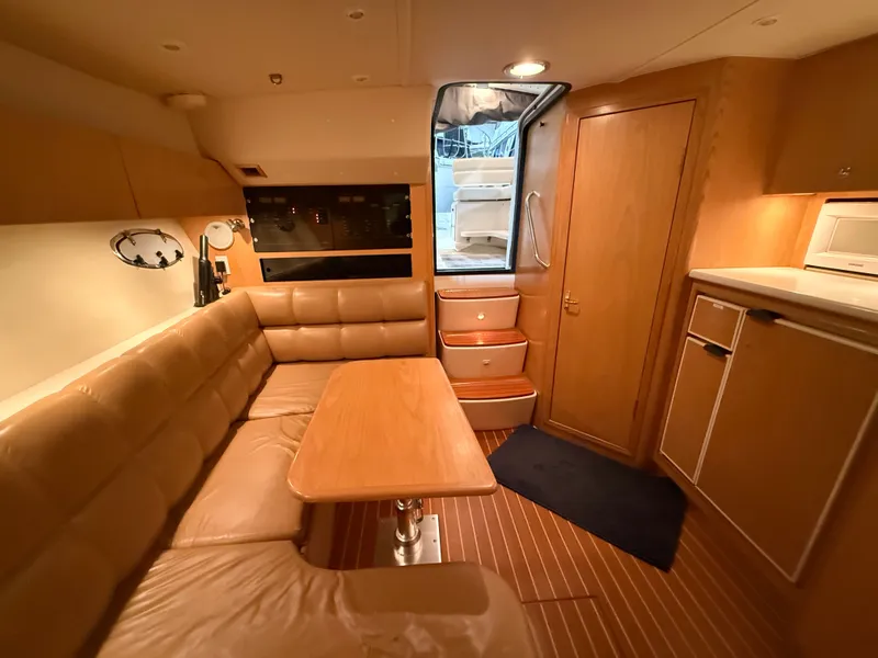 Slide: The Image of Tiara 3500 Open 2000 - 28