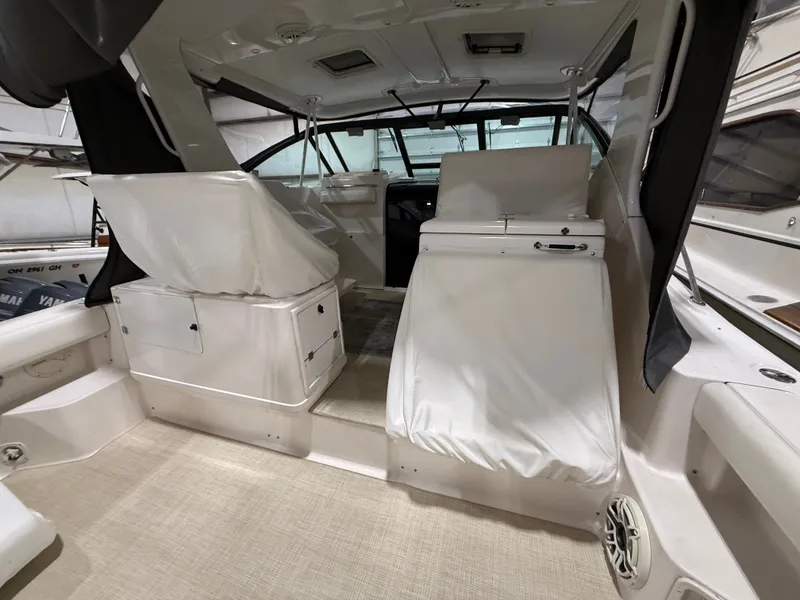 Slide: The Image of Tiara 3500 Open 2000 - 9