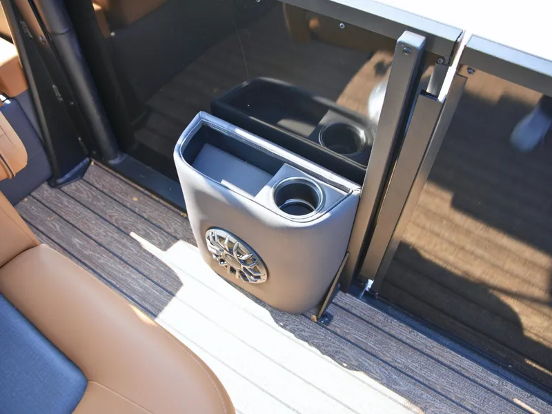 Slide: The Image of Harris 250SL SPT 2027 - 22
