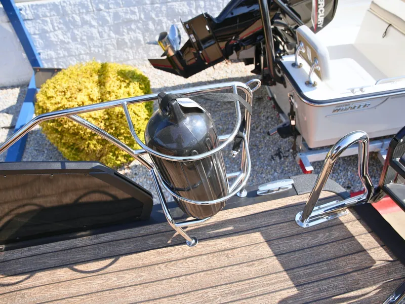 Slide: The Image of Harris 250SL SPT 2027 - 30