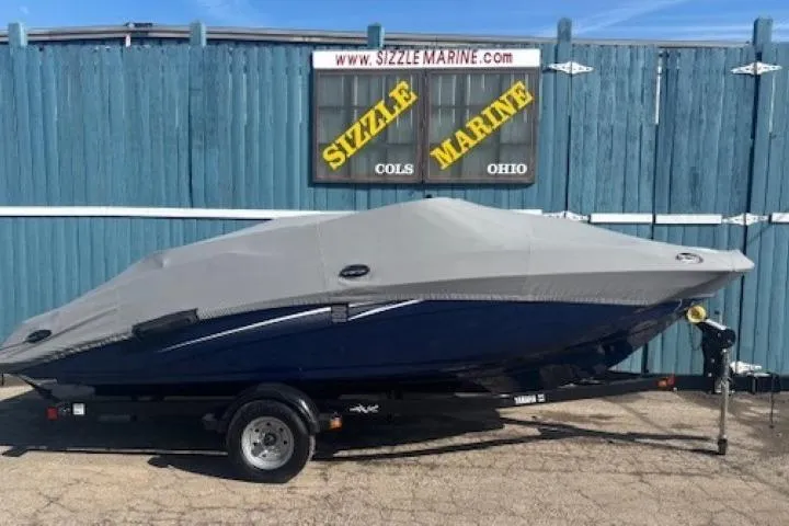 Slide: The Image of 2012 Yamaha Boats SX190 covered on trailer at Sizzle Marine, Ohio. - 27