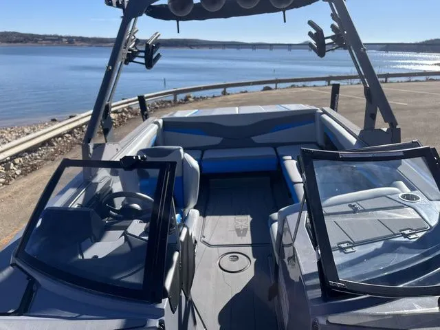 Slide: The Image of Axis T220 2024 - 28