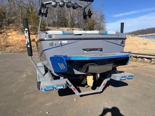 Slide: The Image of Axis T220 2024 - 39